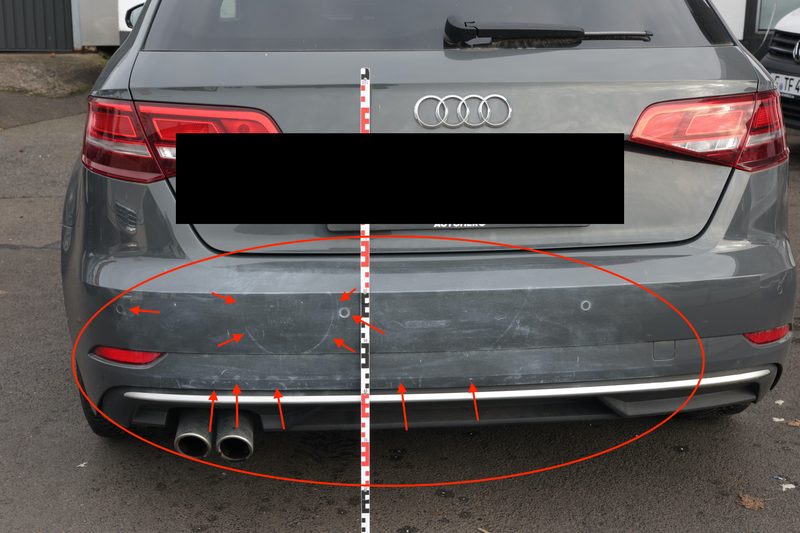 Audi Heckschaden mit Schadenmarkierung